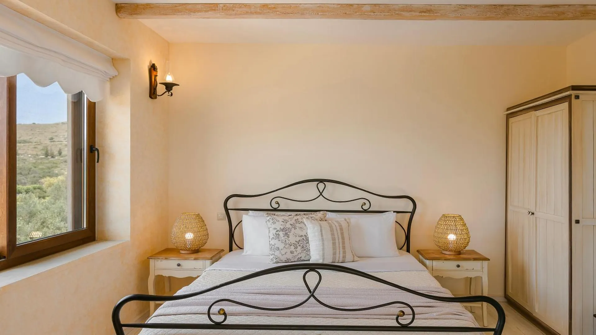 Villa Ydria Kefalonia Island  Chavriata